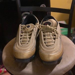 Shoe and sneaker deal